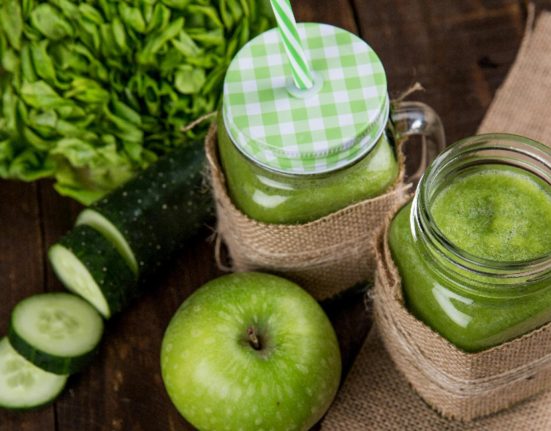 Bautura plina de antioxidanti ce detoxifica si energizeaza