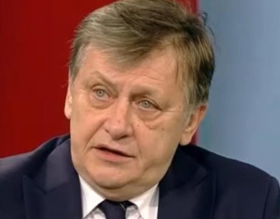 Crin Antonescu il invita pe Calin Georgescu la o dezbatere publica Nu pentru un concurs de abilitati verbale ci pentru clarificarea ideilor