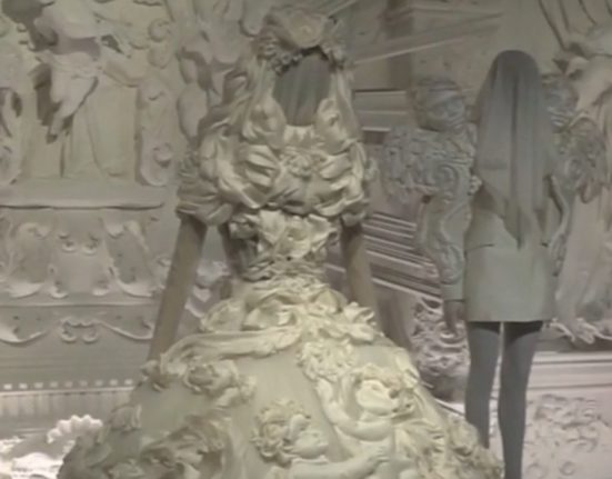 Designerii Dolce si Gabbana aduc Sicilia in Paris