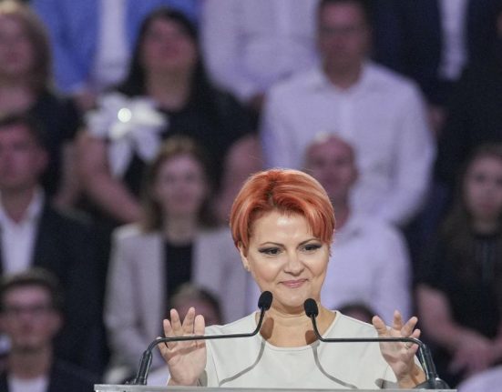 Lia Olguta Vasilescu aleasa presedinte al Asociatiei Municipiilor