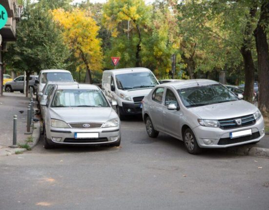Primarul Bucurestiului campion la ridicat masini si amenzi