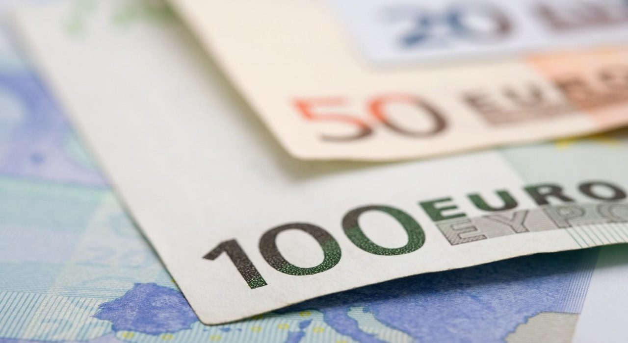 Republica Moldova schimba referinta valutara de la dolar la euro