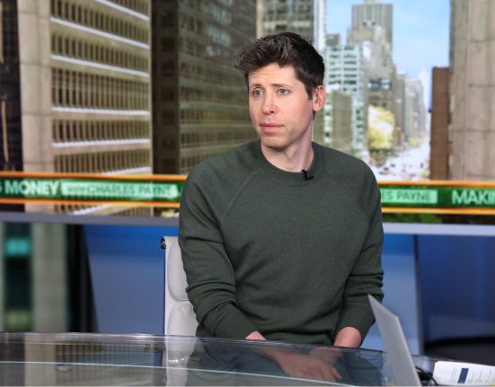 Sam Altman fondatorul OpenAI dat in judecata de sora sa pentru viol Reactia miliardarului