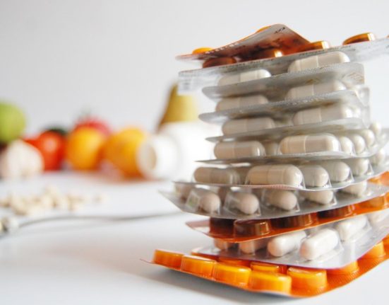 Ce medicamente iau romanii fara reteta Piata depaseste 1 miliard de lei