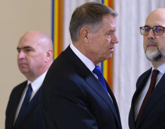 Kelemen Hunor Liderii Coalitiei nu stiau de demisia lui Iohannis Lasa o societate tensionata furioasa