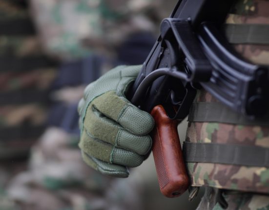 Militar de 38 de ani arestat cu 2400 poze si filmari copii Unia aveau 3 5 ani