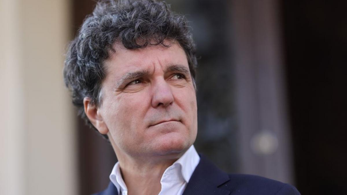 Nicusor Dan Parlamentarii Coalitiei de guvernare ignora dorintele cetatenilor
