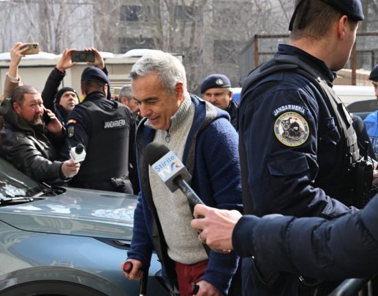Potra i a cerut lui Frank Timis 35 milioane de dolari pentru Calin Georgescu Dl Georgescu a spus ca poate negocia orice cu dvs