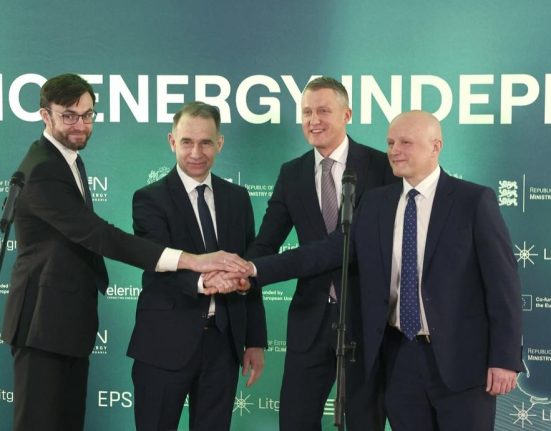 Tarile baltice incep decuplarea de la reteaua electrica rusa Un nou inceput pentru independenta energetica