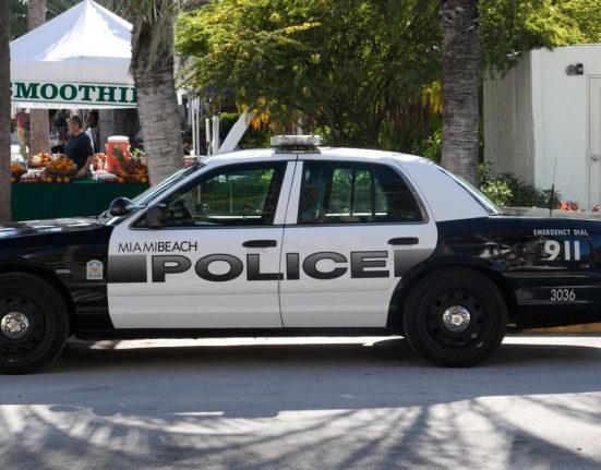 Un barbat din Florida a impuscat doi turisti israelieni