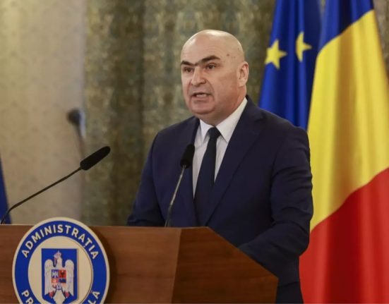 Bolojan la summit cu liderii europeni Ce va discuta presedintele interimar cu Keir Starmer premierul Marii Britanii