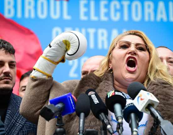 CCR mentine respingerea candidaturii Dianei Sosoaca George Simion aprobat