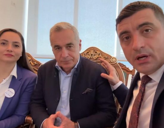 Calin Georgescu si Simion au anuntat planurile lor cerand pace