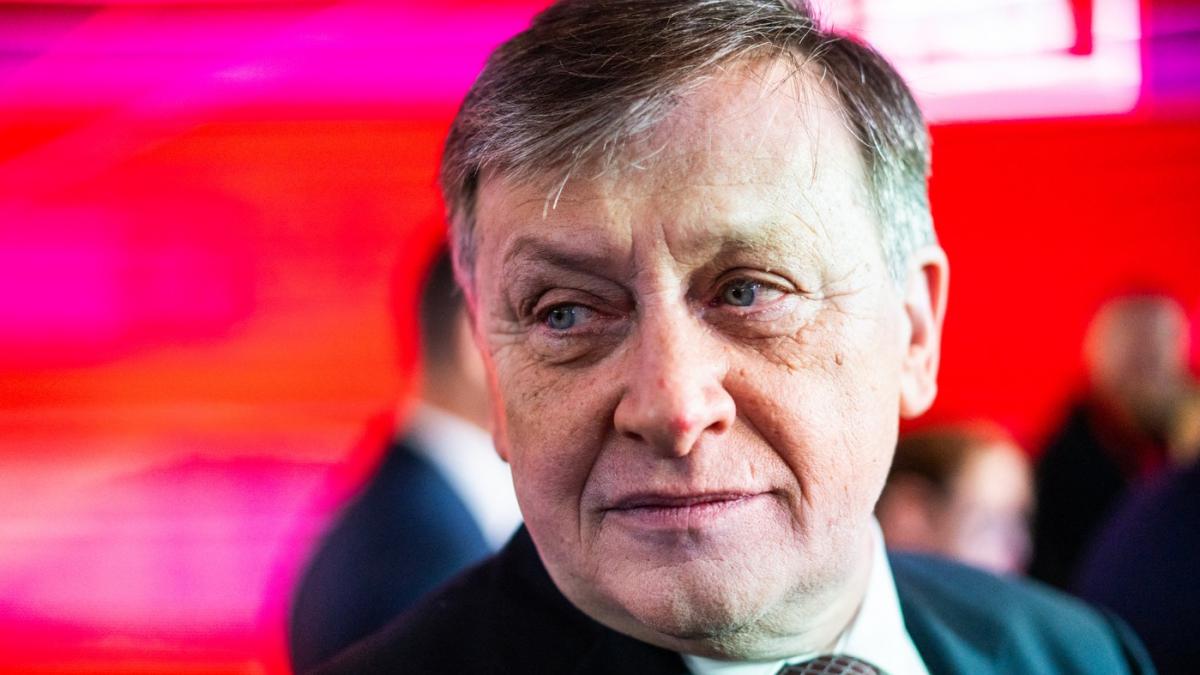 Crin Antonescu despre Viktor Orban Nu impartasesc multe pareri dar este un model