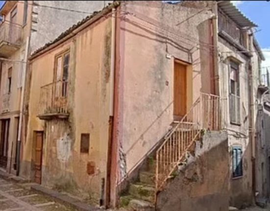 Cum arata casele de 1 euro din Italia