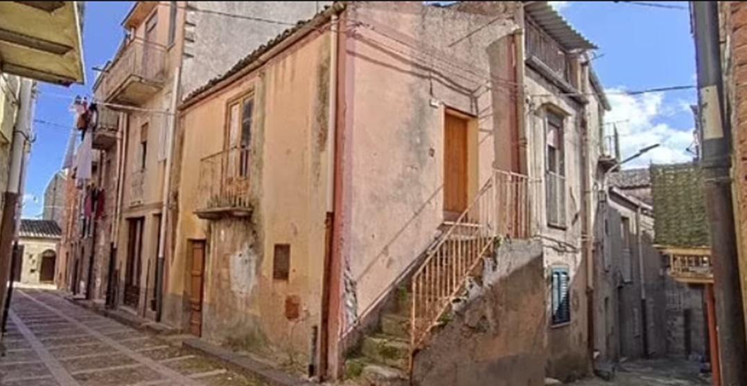 Cum arata casele de 1 euro din Italia