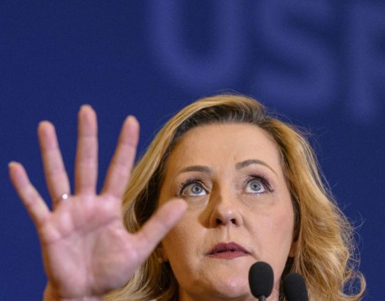 Elena Lasconi Bolojan optiunea mea pentru prim ministru USR exclus intr un guvern cu Ciolacu