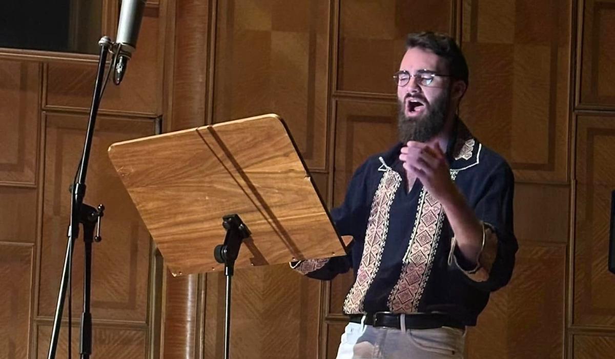 Incident grav la Teatrul de Opereta Tenorul Octavian Ene si a rupt piciorul sarind de la 3 metri