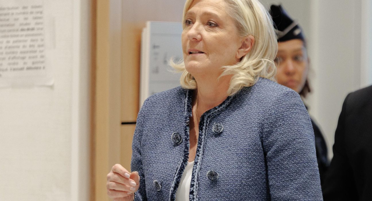 Interdictia Marine Le Pen de a candida in 2027