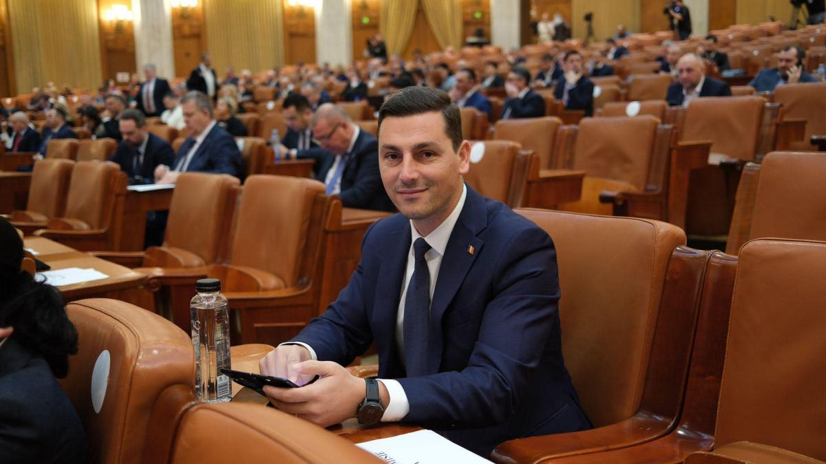 Ionel Bogdan i a scris lui Musk despre credintele lui Calin Georgescu