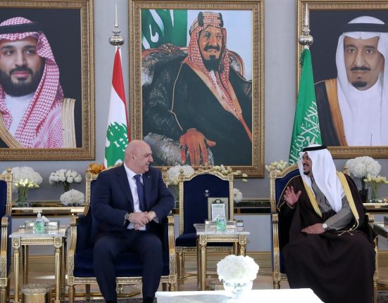 Presedintele Libanului vizita istorica in Arabia Saudita