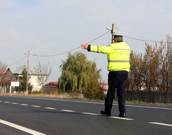 Reactia unui sef din Politia Mehedinti dupa amenda a sunat la 112 acuzand agentul de consum alcool si droguri