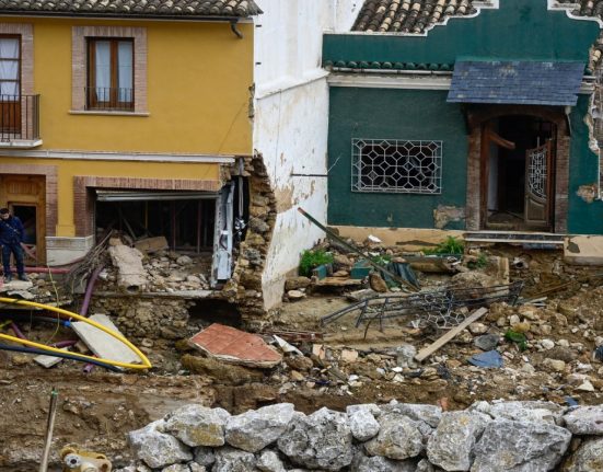 Spania lovita de inundatii 400000 elevi acasa