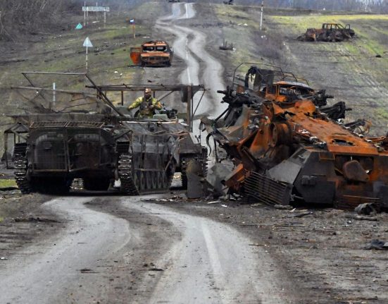 Trupele ucrainene mai au 70 km in Kursk dar nu sunt incercuite