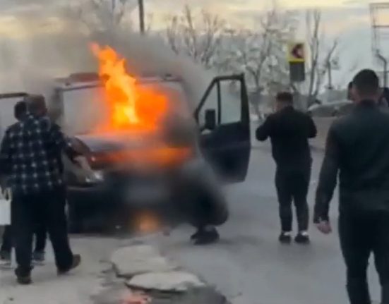 Autoplatforma in flacari pe DN 6 Mehedinti
