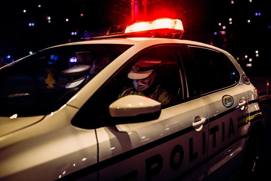 Balul Bobocilor oprit de politisti la Baia Mare
