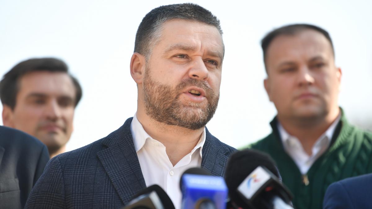 Ciprian Ciucu a dat in judecata MApN privind hotelul