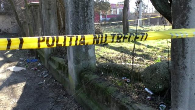 Fetita de o luna moarta intr o caruta in Bistrita Nasaud
