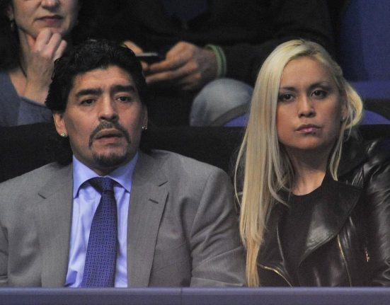 Fosta sotie a lui Maradona marturie emotionanta Traia ca un prizonier