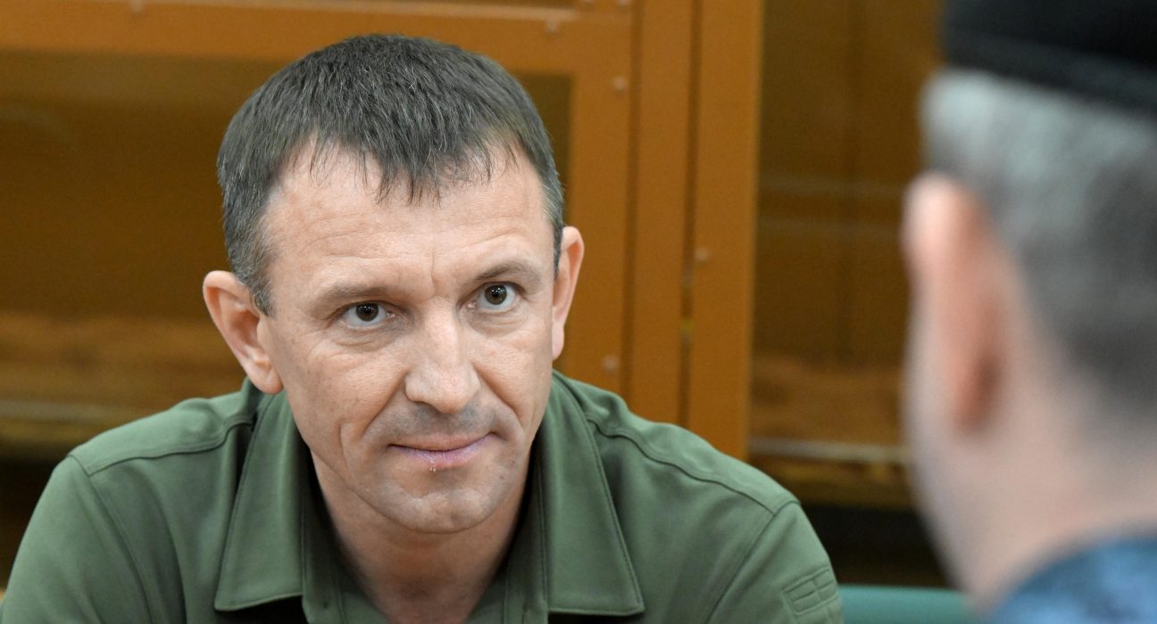 Generalul rus Ivan Popov acuzat de frauda trimis pe frontul din Ucraina