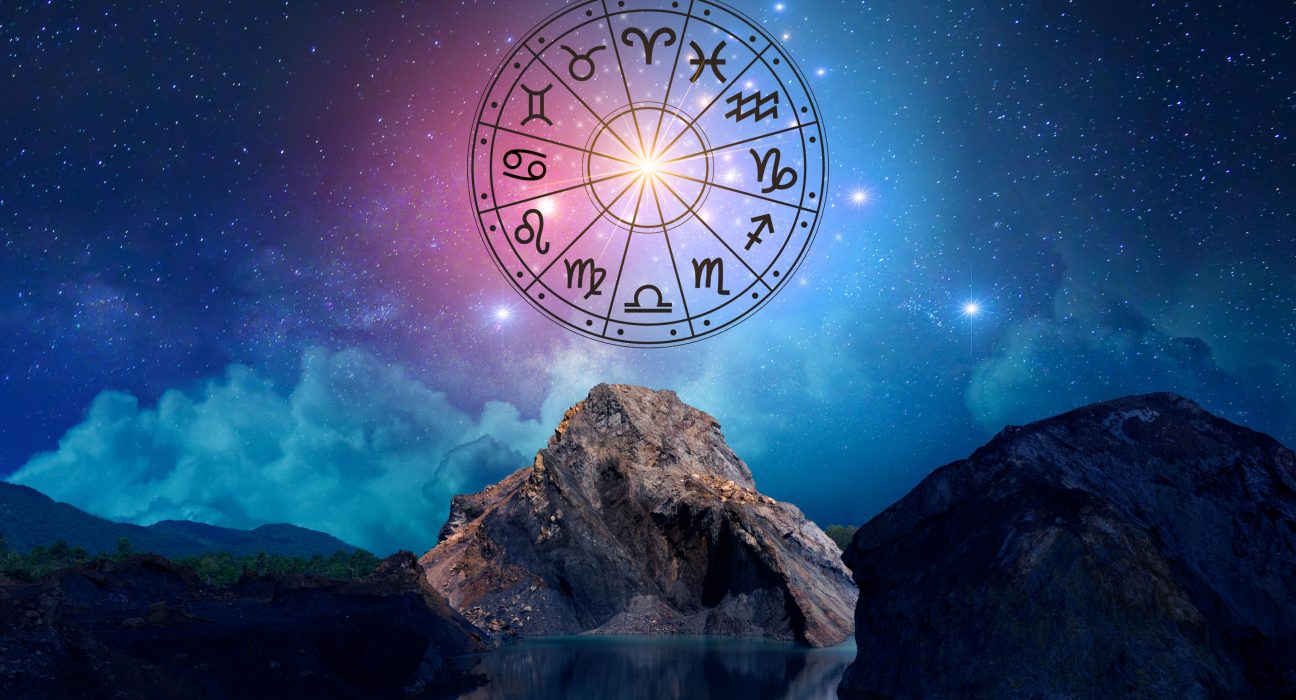Horoscop weekend 26 27 aprilie 2025 Luna Plina in Taur aduce revelatii si decizii radicale pentru zodii