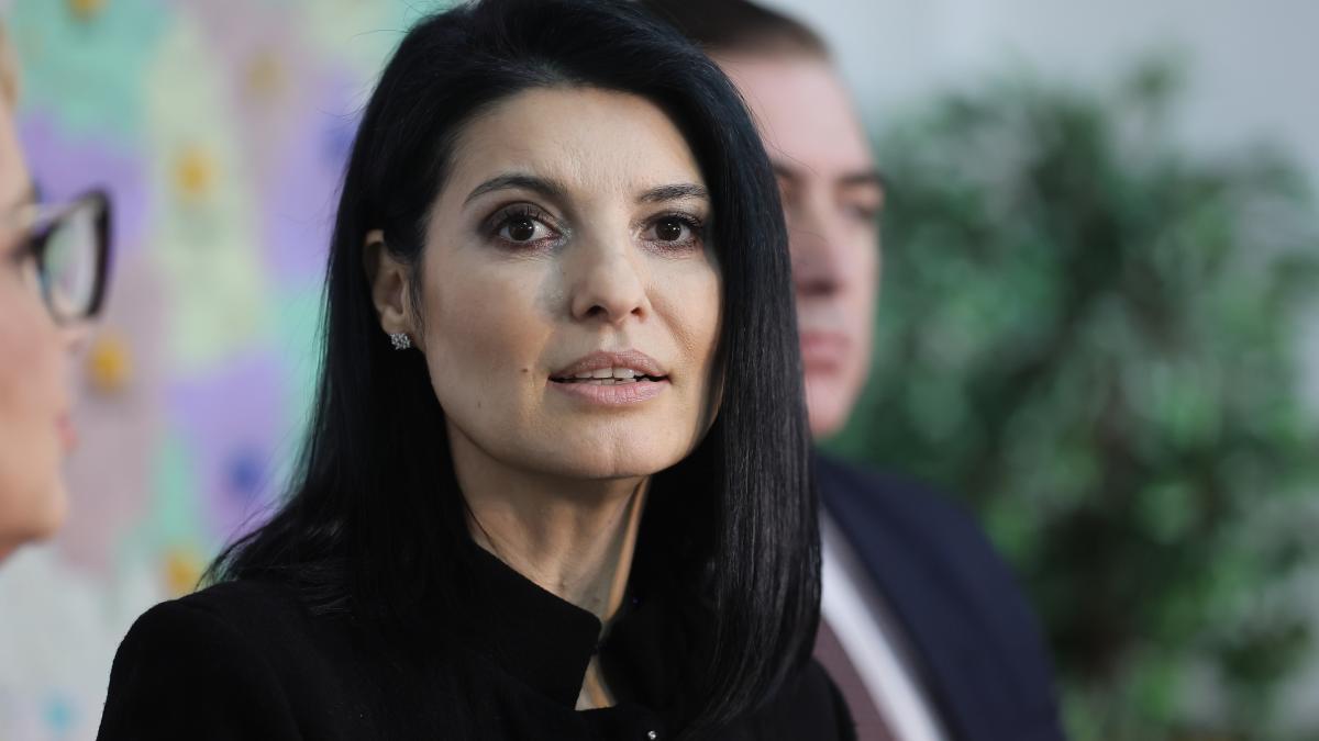 Lavinia Sandru mesaj emotionant dupa moartea Papei Francisc Lumea a pierdut un om nu doar un lider spiritual