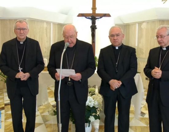 Papa Francisc a murit Incepe procesul alegerii noului Papa