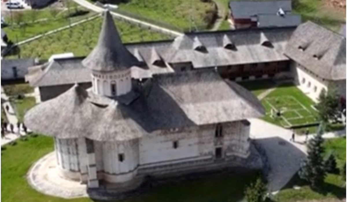Pastele in Bucovina Fascinati de Manastirea Voronet