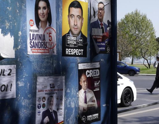 Politico George Simion presedinte ar putea destabiliza Romania