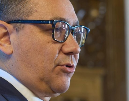 Portretul lui Victor Ponta candidat la prezidentiale 2025