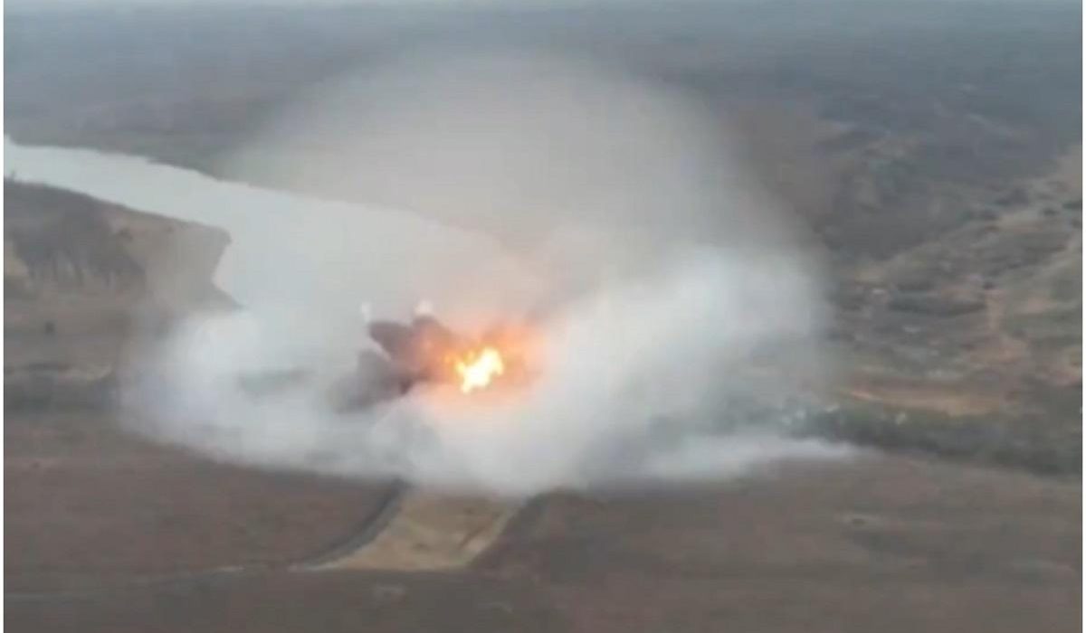Rusii distrug un baraj pentru a opri armata ucraineana VIDEO