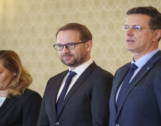 USR reactie dupa decizia BEC de a i interzice promovarea lui Nicusor Dan Este un abuz grav o vom contesta in instanta