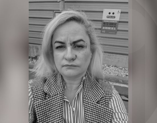 Un barbat si sotia loviti de un sofer pentru atentionare asupra parcarii pe loc de persoane cu dizabilitati in Ploiesti