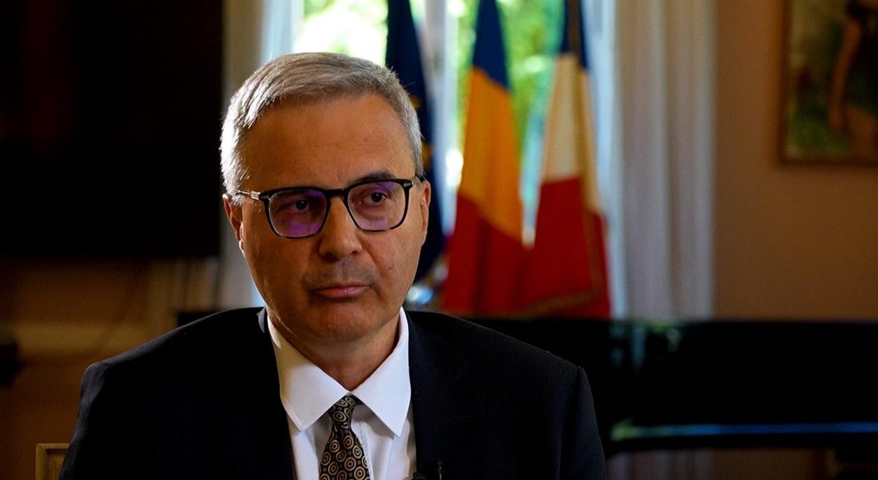 Ambasadorul francez neaga implicarea Frantei in alegeri
