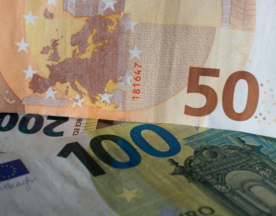 Bulgaria ar putea aderala euro in 2026 Schimbari pentru vecinii nostri