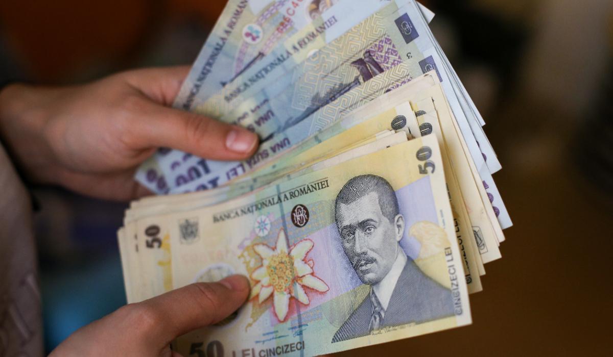 De azi creste salariul minim pentru o categorie