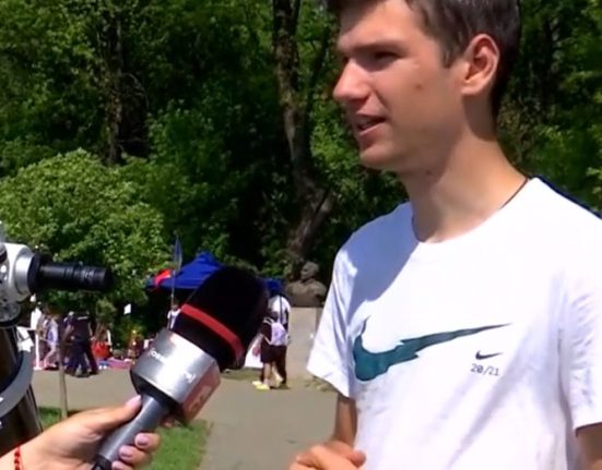 Elevul din Targu Jiu medaliat la cinci olimpiade Sunt indragostit de univers