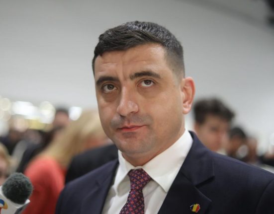 George Simion Statul ar trebui sa controleze resursele si companiile strategice