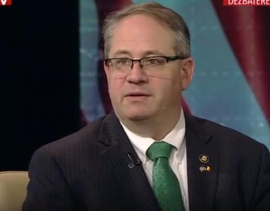 Interviu exclusiv cu seful delegatiei lui Trump in Romania Salut decizia de a organiza alegeri noi
