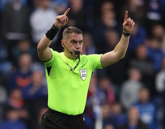 Istvan Kovacs va arbitra finala UEFA Champions League